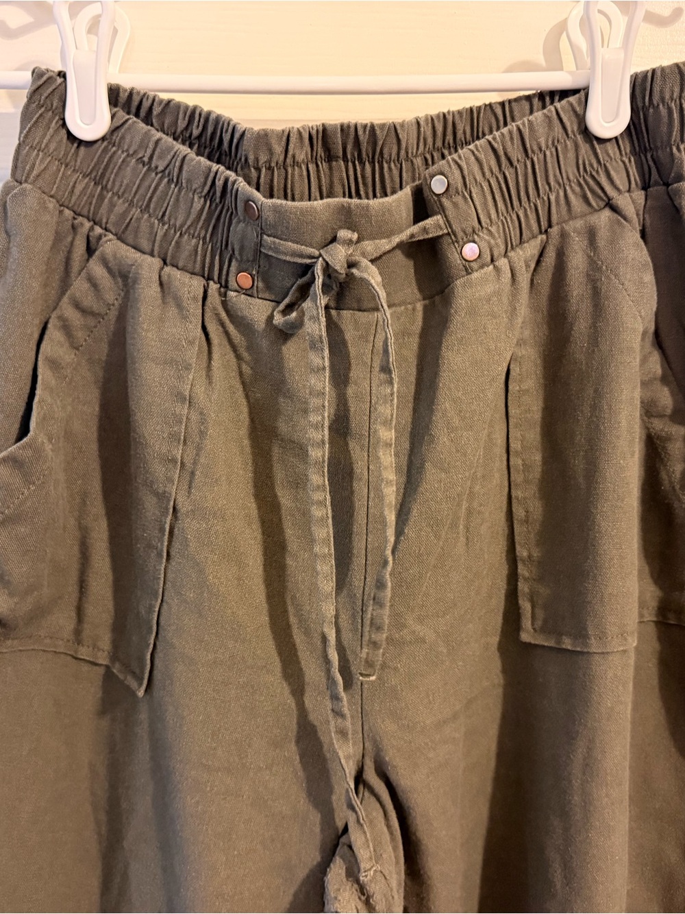 Guess Olive Green Wide-Leg Drawstring Pants - Picture 5 of 5